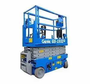 Schaarhoogwerken voor binnenruimte; installatie, schilder en renovatiewerkzaamheden