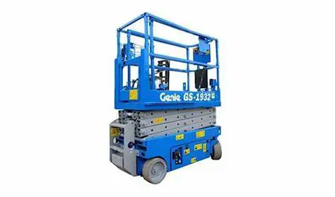 Schaarhoogwerker 7,80 meter werkhoogte 1 Schaarhoogwerken voor binnenruimte; installatie, schilder en renovatiewerkzaamheden